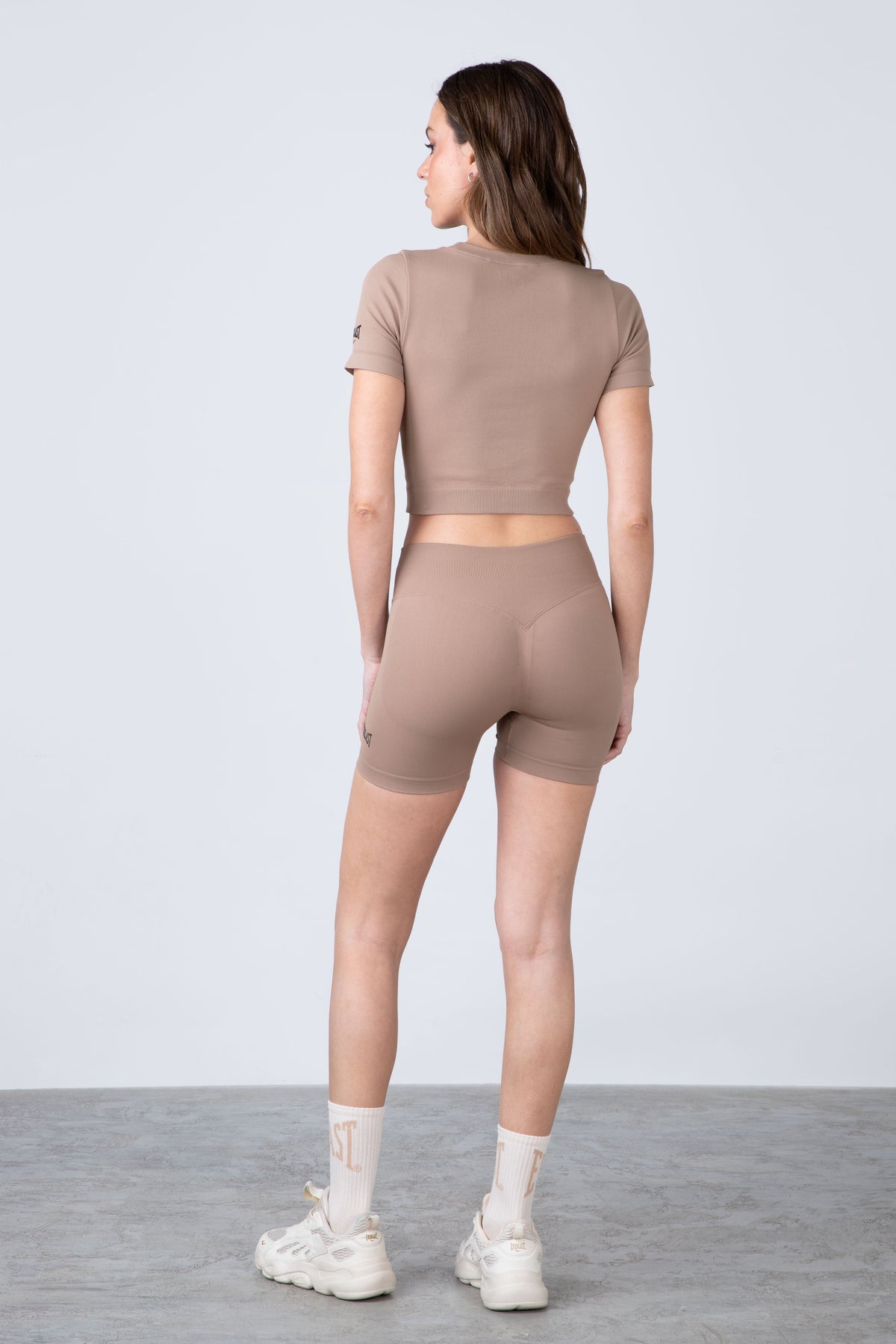 Polera Manga Corta Seamless Prime Café
